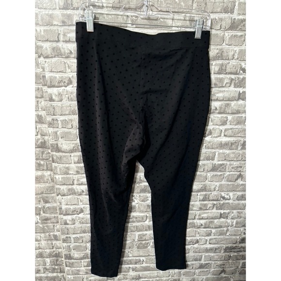 Avenue Black‎ Polka Dot Leggings - Picture 2 of 4